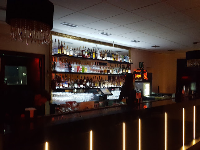 Comentarii opinii despre MAXIM Music club