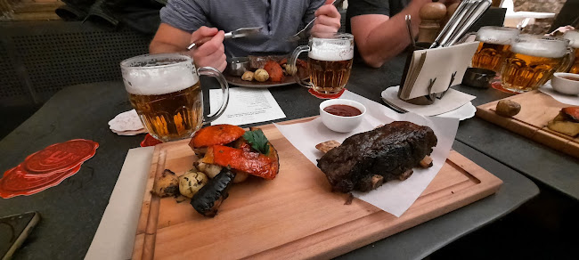 Opinii despre Restaurace Červený Jelen în Nové Město - Gastronomie a pohostinství