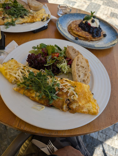 MONDIEU - Malá Strana