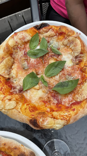 Comentarii opinii despre Kavárna Ves-Cafe