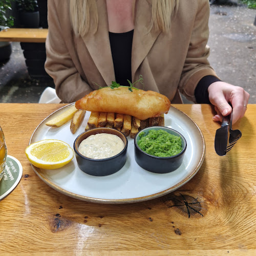 Křižíkova 27, 186 00 Praha 8-Karlín