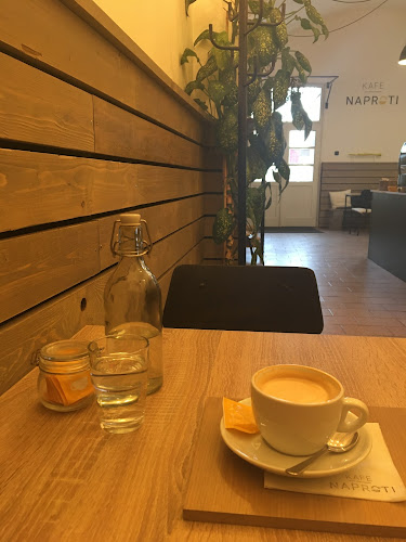 Opinii despre KAFE NAPROTI în Uničov - Gastronomie a pohostinství