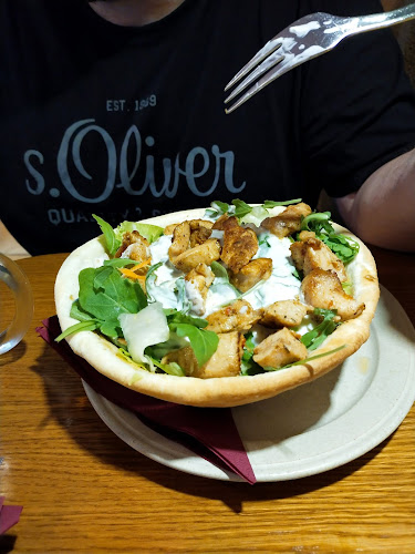 Hlavní 33, 687 25 Hluk