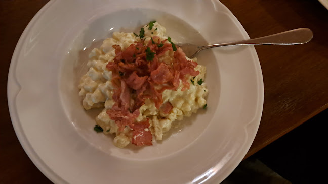 Comentarii opinii despre Restaurace Malostranská beseda