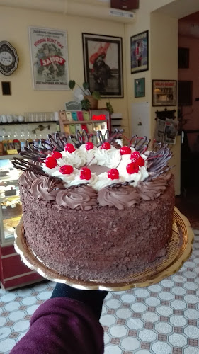 Opinii despre Kavárna Šlágr în Praha - Gastronomie a pohostinství