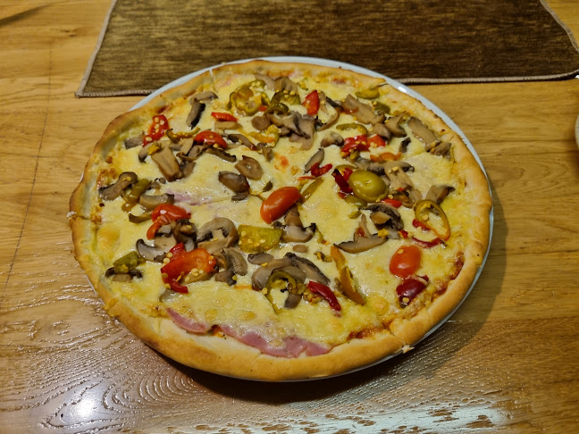 Hlavní 33, 687 25 Hluk