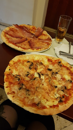 Opinii despre Pizzeria restaurace U Zeleného stromu în Kroměříž - Gastronomie a pohostinství