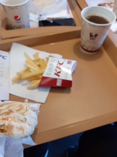 KFC - Gastronomie a pohostinství