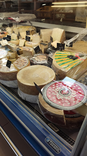 Lahůdkářství Sváček - zahraniční speciality - Gastronomie a pohostinství