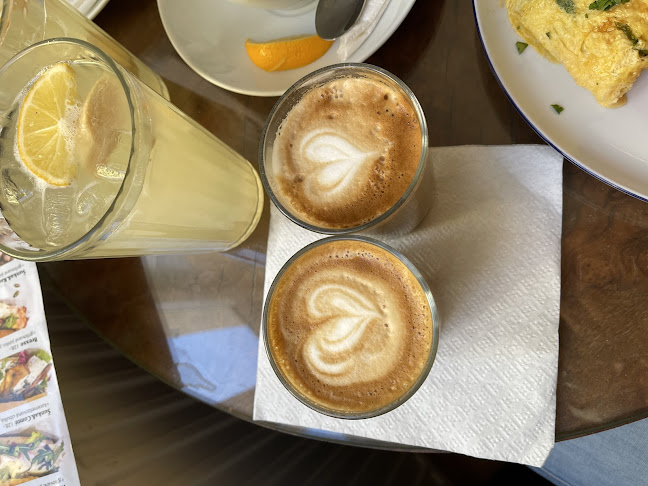 Comentarii opinii despre Le Caveau Cukrárna, kavárna, čajovna