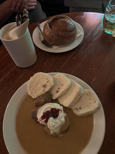 Nicolas bar & restaurant - Gastronomie a pohostinství