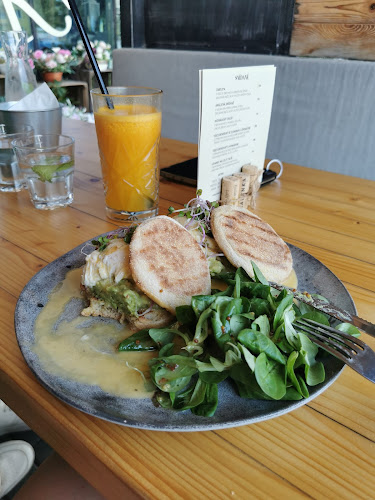 Opinii despre Sector B în Břeclav - Gastronomie a pohostinství