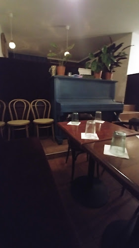 Modrá myš Cocktail bar - Gastronomie a pohostinství