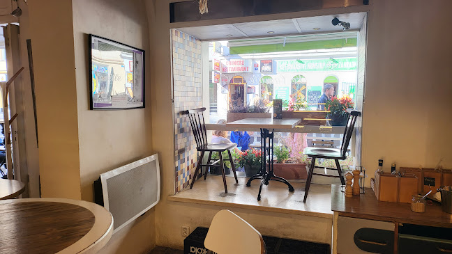 Smíchov CZ, Štefánikova 316/8, Anděl, 150 00 Praha