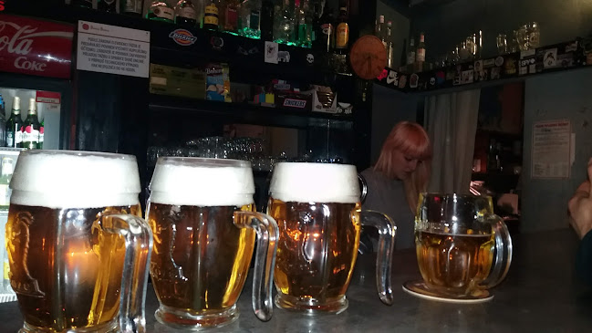 Opinii despre Naftař music club/pivnice în Praha - Gastronomie a pohostinství
