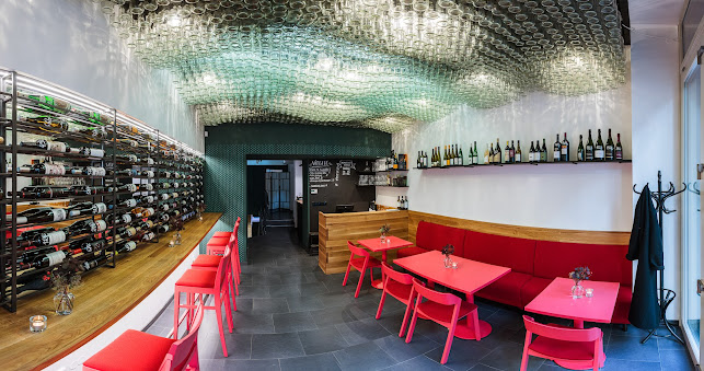 Vinograf Korunní - Gastronomie a pohostinství