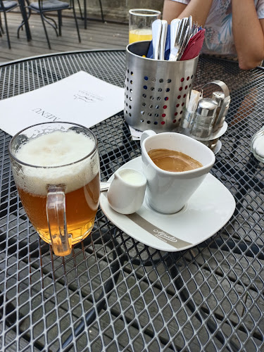 Zámecká restaurace Hrubá Skála - Hrubá Skála