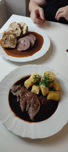Jídelna Labuť - Gastronomie a pohostinství