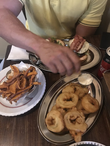 Opinii despre Peter's Pub în Praha - Gastronomie a pohostinství