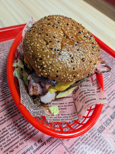 Opinii despre New York Burger & Chicken în Plzeň - Gastronomie a pohostinství