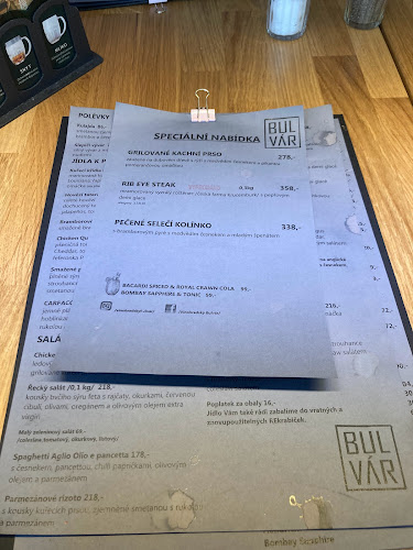 Comentarii opinii despre Vinohradský bulvár