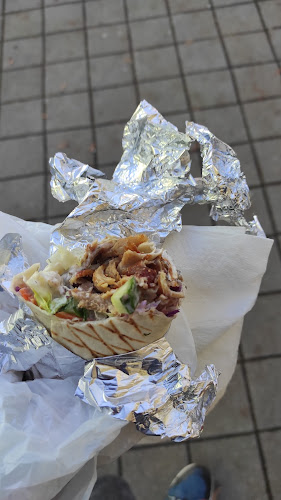 Opinii despre Polabiny Kebab în Pardubice II - Gastronomie a pohostinství