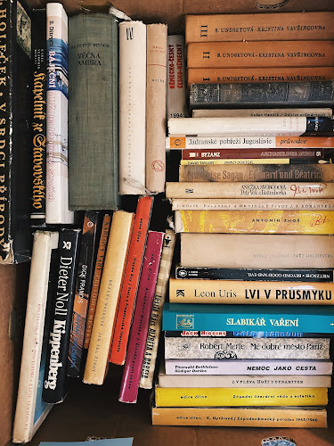 Řehoř Samsa café bar & knihkupectví - Nové Město