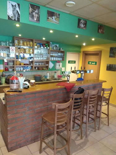 Denní bar a vinotéka U Macka