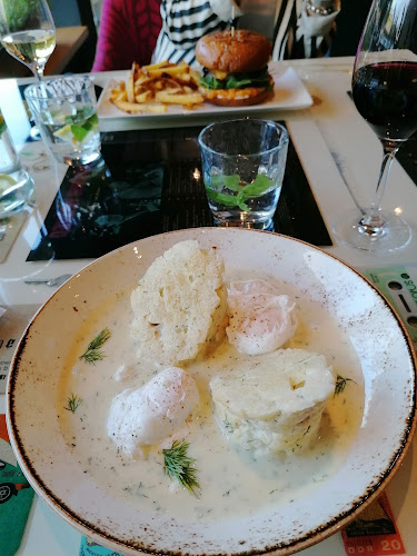 Hlavní tř. 6096/39, 708 00 Ostrava 8