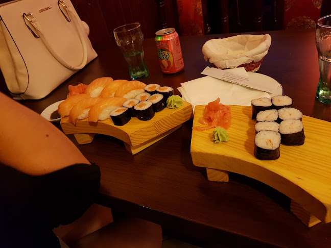 Opinii despre Čínské bistro Man Yi Ge în Praha - Gastronomie a pohostinství