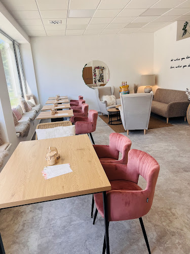 Opinii despre Mňam dortíček în Zlín - Gastronomie a pohostinství