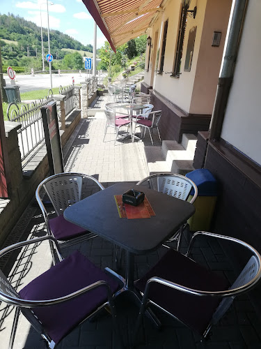 Opinii despre Café Bar Pizza Letovice în Letovice - Gastronomie a pohostinství