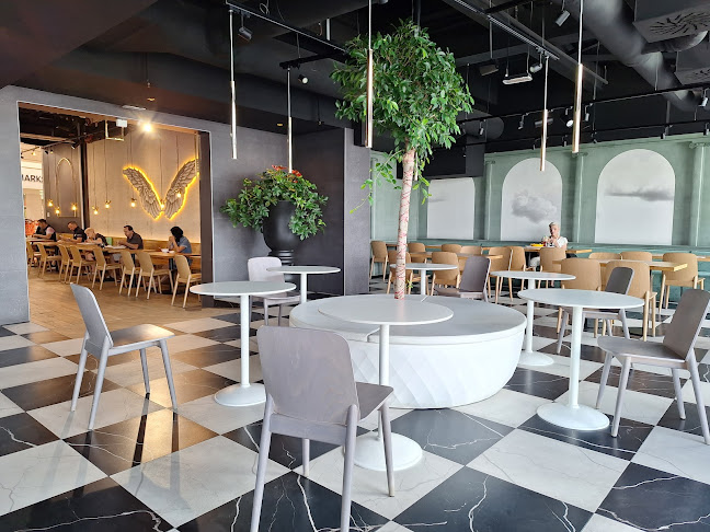 GOOD FOOD Restaurant - Praha