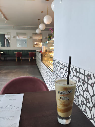 Opinii despre Pink Emely Cafe în Praha - Gastronomie a pohostinství