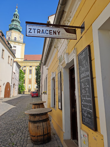 Comentarii opinii despre ZTRACENÝ BAR