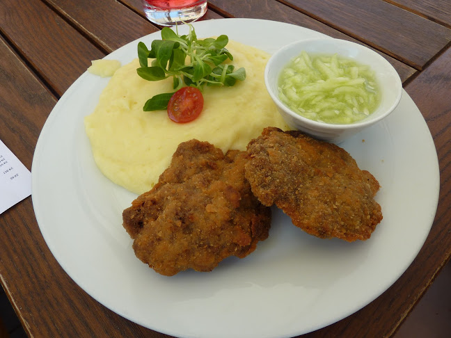 Horní nám. 583, 779 00 Olomouc 9