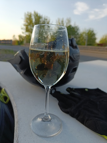 VÍNO HRUŠKA - Wine Truck Ostrožská Nová Ves - Zlín