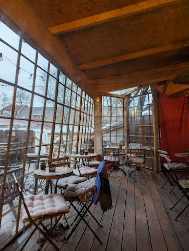 Comentarii opinii despre Kavárna Orient