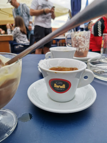 Ellie's Pizza & Kebab Kavarna & Cukrárna - České Budějovice