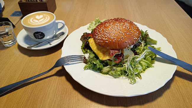 Opinii despre Café Záhorský în Praha - Gastronomie a pohostinství