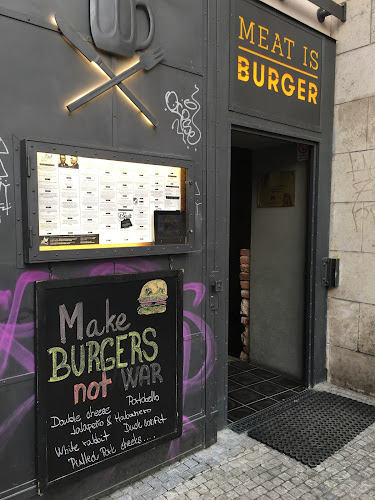 Serial Burgers - Gastronomie a pohostinství