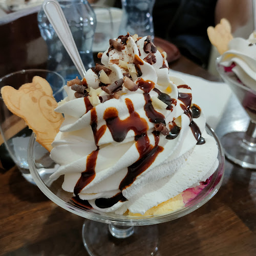 Opinii despre CAFE AZERET în Terezín - Gastronomie a pohostinství