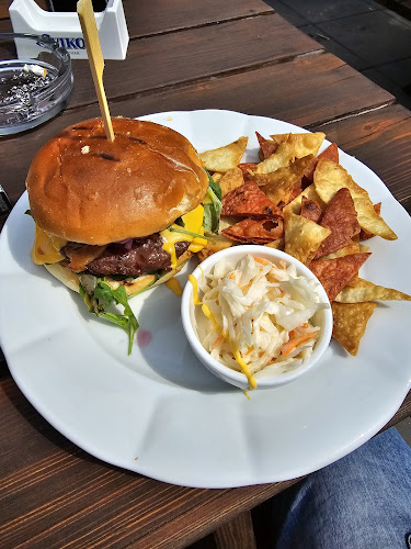 2256, Archeologická 2256/1, 155 00 Praha 13