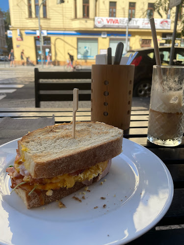 Phill's Corner - Praha