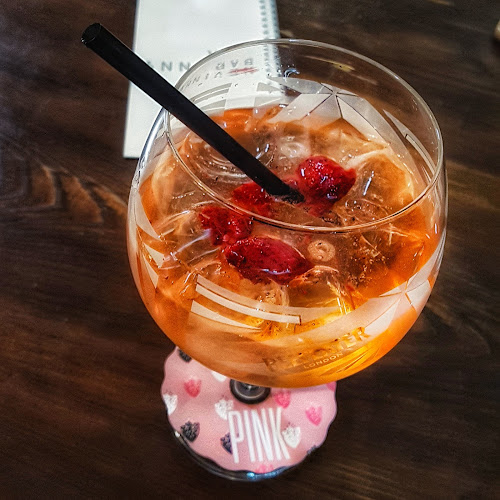 Nevinný Bar - Gastronomie a pohostinství