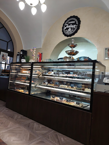 Cukrárna Jadran - Gastronomie a pohostinství