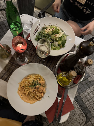 Opinii despre Alla stella nera în Staré Město - Gastronomie a pohostinství