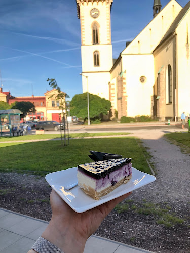 Comentarii opinii despre INDUSTRY caffe bar