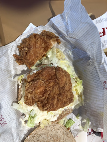 Comentarii opinii despre KFC Praha Kačerov DT