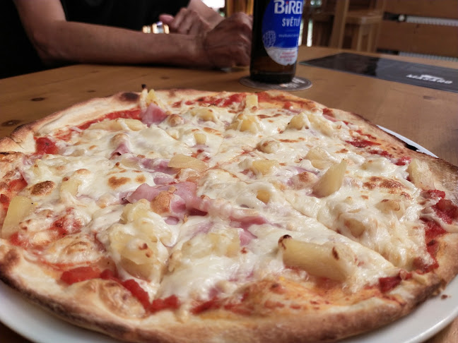 Opinii despre Masaro restaurace în Staré Město - Gastronomie a pohostinství